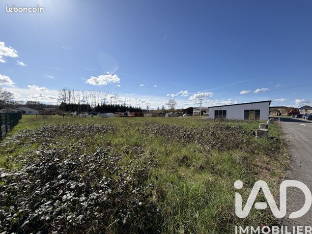Terrain 1958 m² Sault-de-Navailles