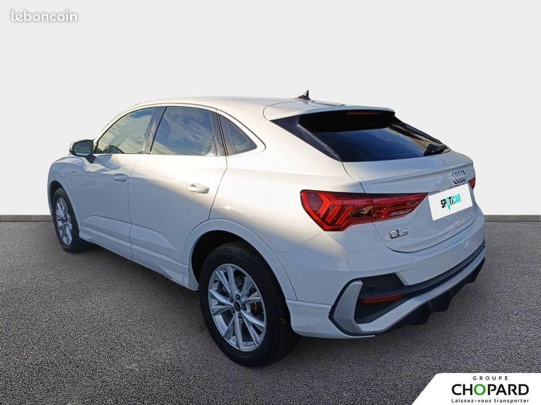 AUDI Q3 Sportback 45 TFSIe 245 ch S tronic 6 S line (image 7)