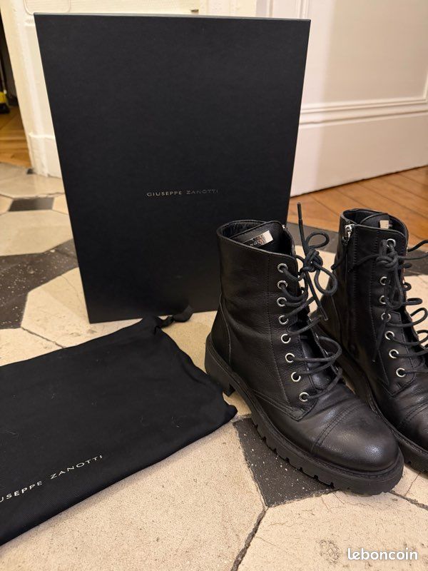 Bottines Giuseppe Zanotti Pointure 42.5 - Cuir Noir - Neuf Avec Emballage