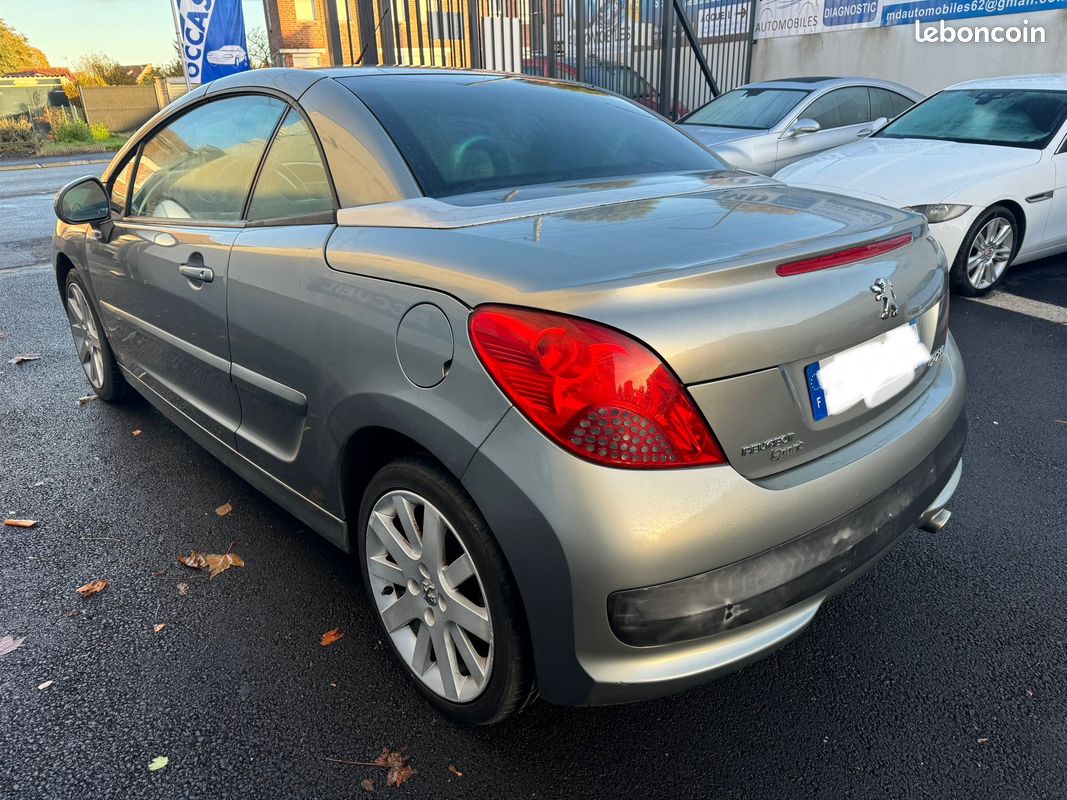 Peugeot 207 cc Cabriolet 1.6 HDi 110 CV Básico (image 2)
