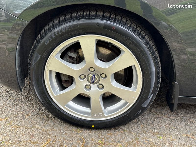 Volvo V60 T3 150CH MOMENTUM - 76.000KM * 1ERE MAIN * GARANTIE (image 9)
