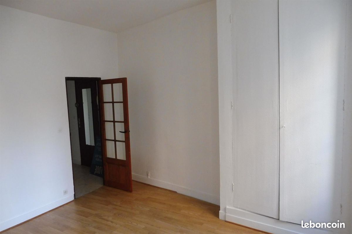 Appartement 1 pièce 31 m² · à Fontainebleau · 31 m² · 555 €