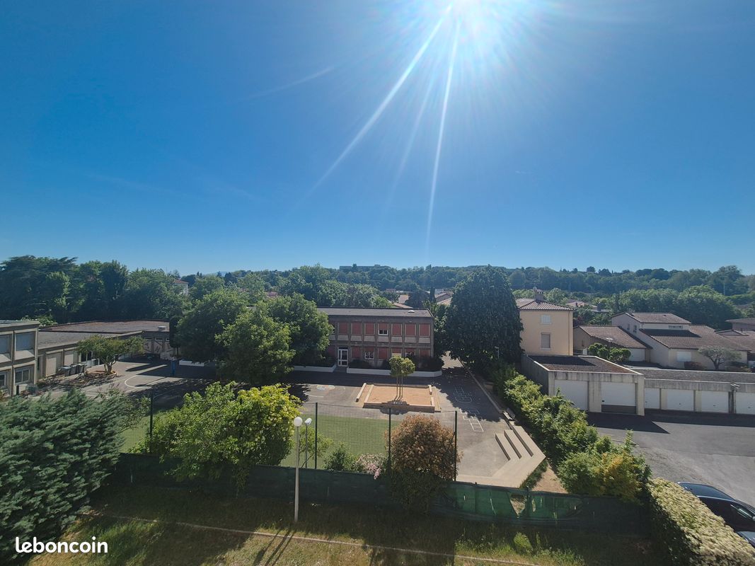 Appartement 2 pièces 47 m² · à Bourg-lès-Valence · 47 m² · 100 000 €