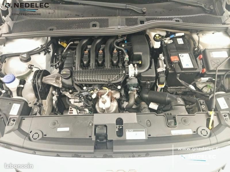 Peugeot 208 1.2 75ch S&S Active Pack (image 12)