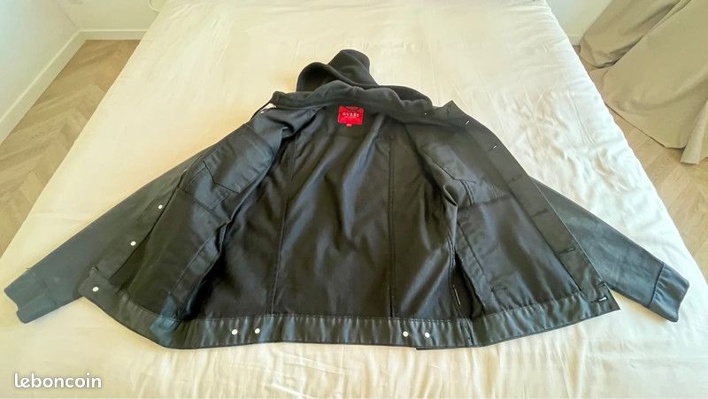 Blouson denim toile enduite noir Guess Taille L avec capuche (image 14)
