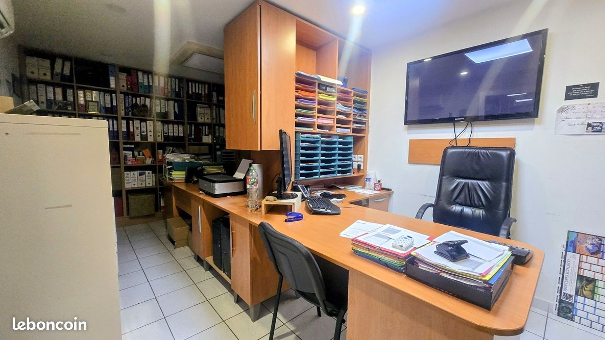 Entrepôt 142 m² La Garde (image 2)