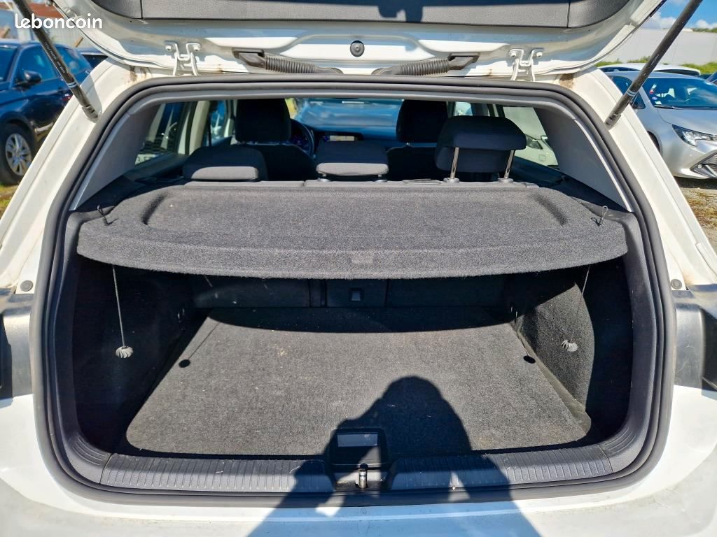 Volkswagen GOLF 1.0 eTSI OPF 110 DSG7 Life Business (image 5)