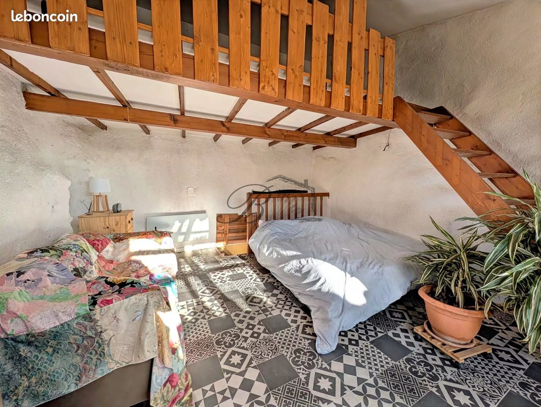 Maison 5 pièces 100 m² · à La Tour-d'Aigues · 100 m² · 173 000 €