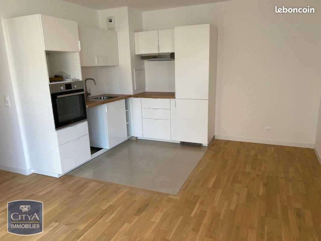 Appartement 3 pièces 57 m² · au Plessis-Robinson · 57 m² · 1 340 €/mois