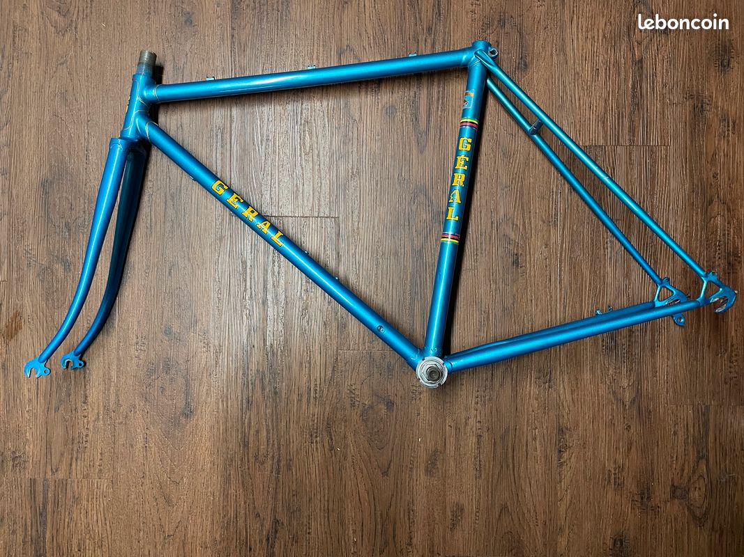 Cadre De Vélo Ancien Anker Bielefeld - Modèle Faucille, Rouille/patina, à Restaurer Ou Customiser