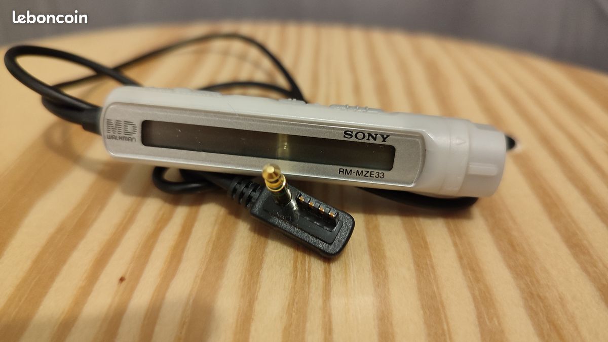 Lecteur MiniDisc Sony MZ-E33 Walkman - Argenté - Complet Et Fonctionnel