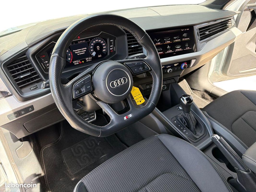 AUDI A1 Sportback 35 TFSI 150 ch S tronic 7 S Line (image 15)