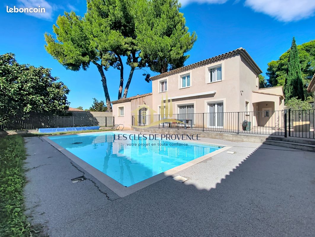 Maison 5 pièces 123 m² · à Rognac · 123 m² · 484 000 €