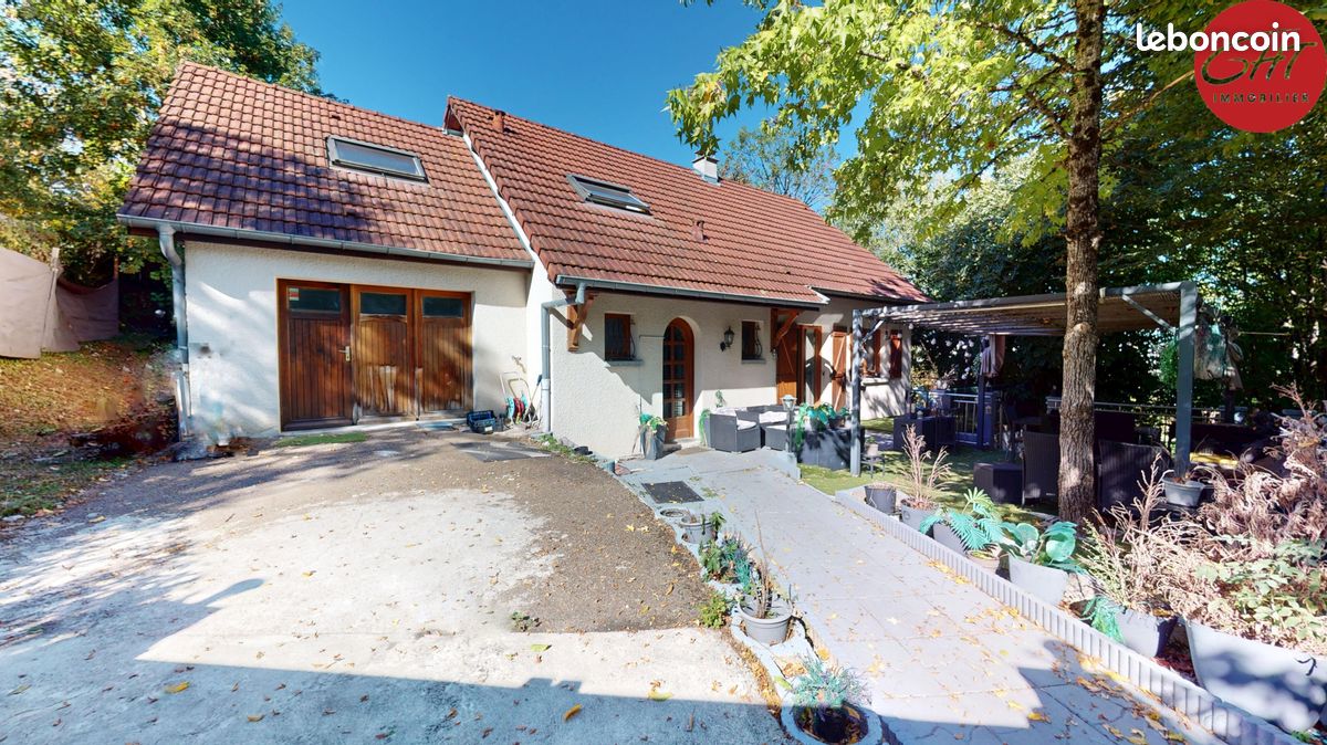 Maison 7 pièces 163 m² · à Besançon · 163 m² · 299 000 €