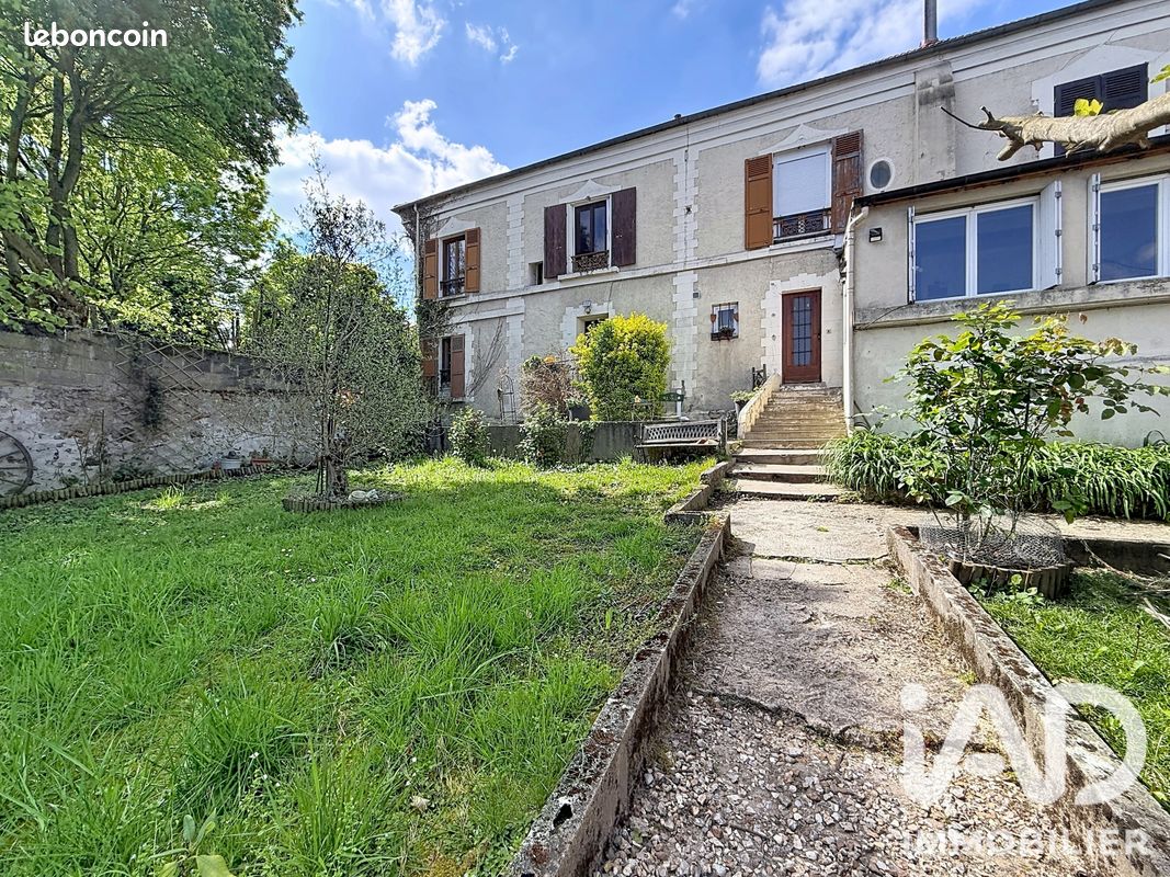 Appartement 1 pièce 25 m² · à Brunoy · 25 m² · 780 €/mois