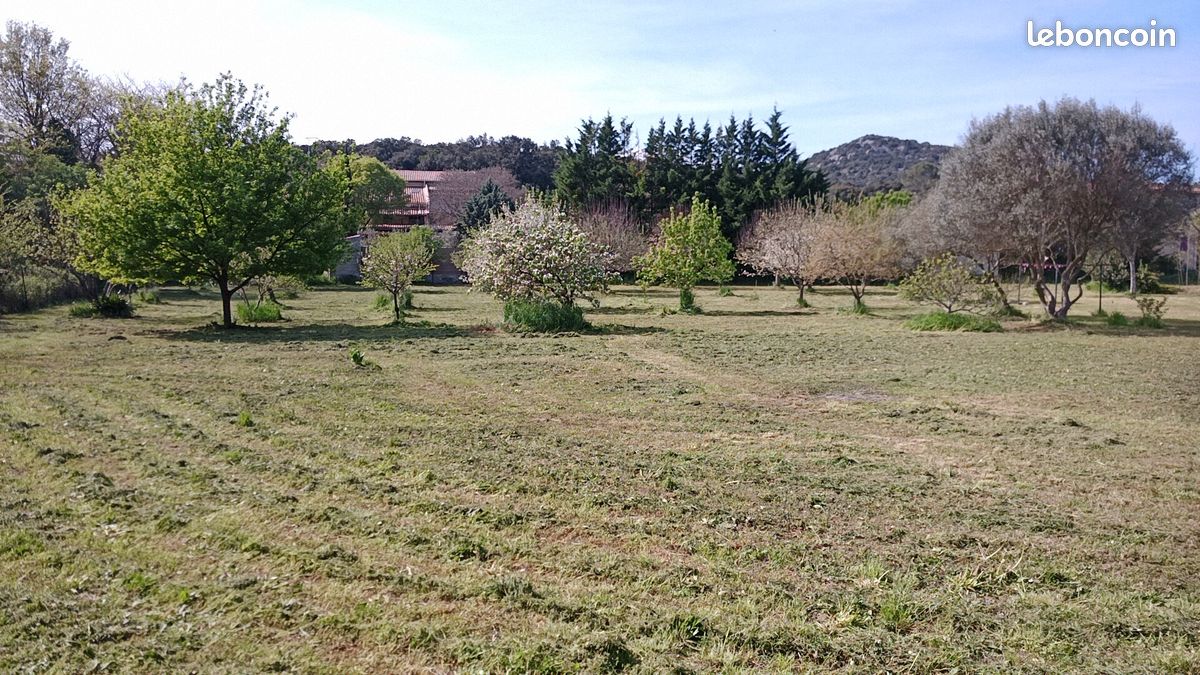 Terrain constructible de 3531 m2 · à Bragassargues · 150 000 €