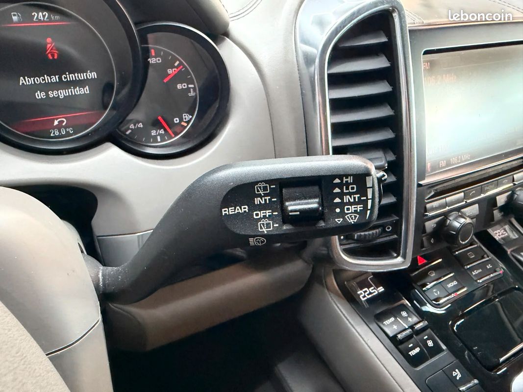 PORSCHE CAYENNE 3.0D V6 Tiptronic S (image 29)