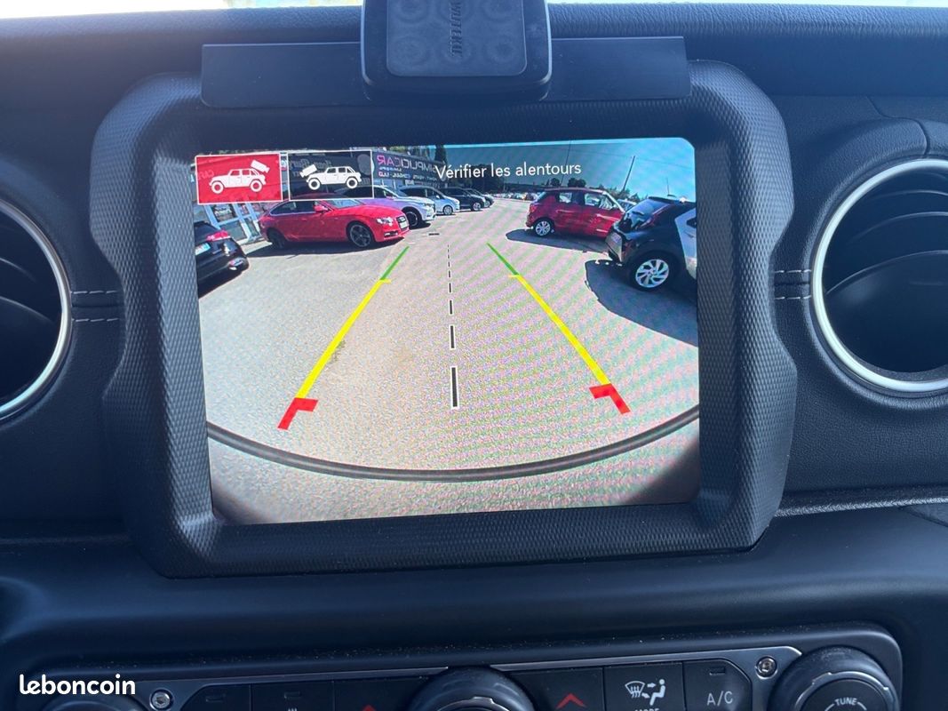 JEEP WRANGLER Unlimited 4xe 2.0 l T 380 ch PHEV 4x4 BVA8 Overland (image 15)