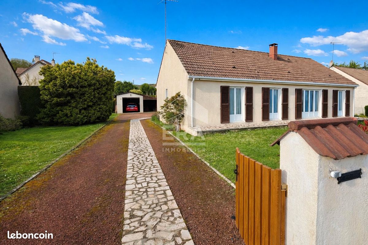 Maison 5 pièces 118 m² · à Saint-Pierre-lès-Nemours · 118 m² · 217 000 €