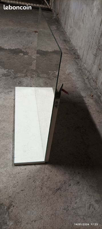 Miroir de salle de bain avec tablette (image 2)