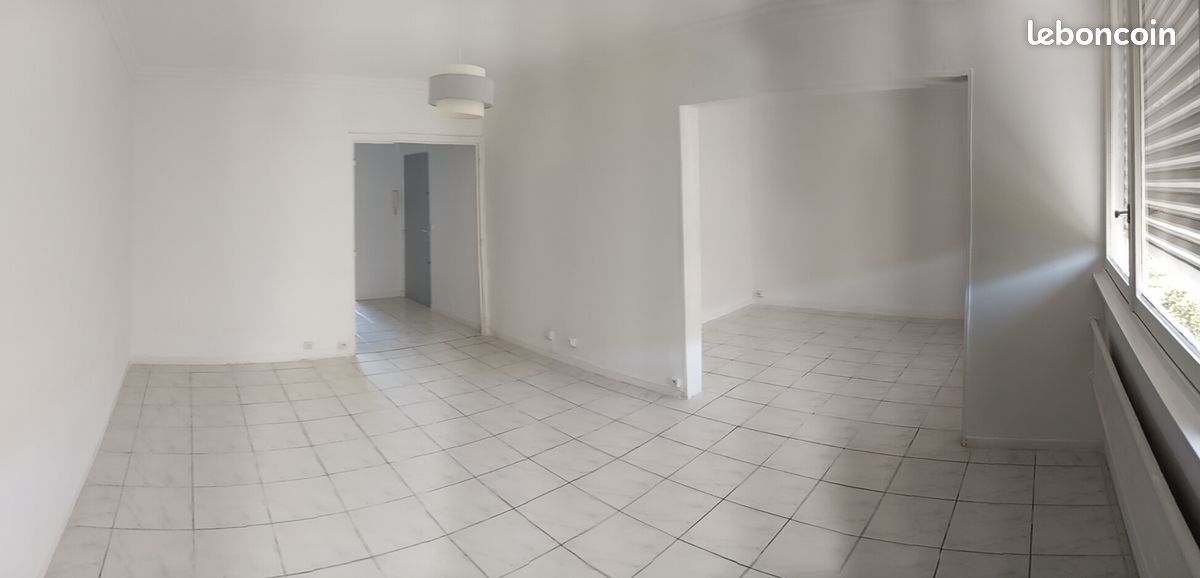Appartement 3 pièces 73 m² · à Saint-Étienne · 73 m² · 56 000 €