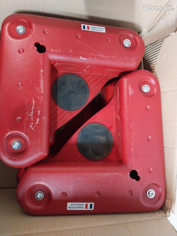 Jeu de 4 coins plastique 200kg (image 1)