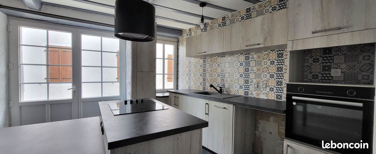 Maison 5 pièces 112 m² - Hagetmau 40700 (image principale 2)