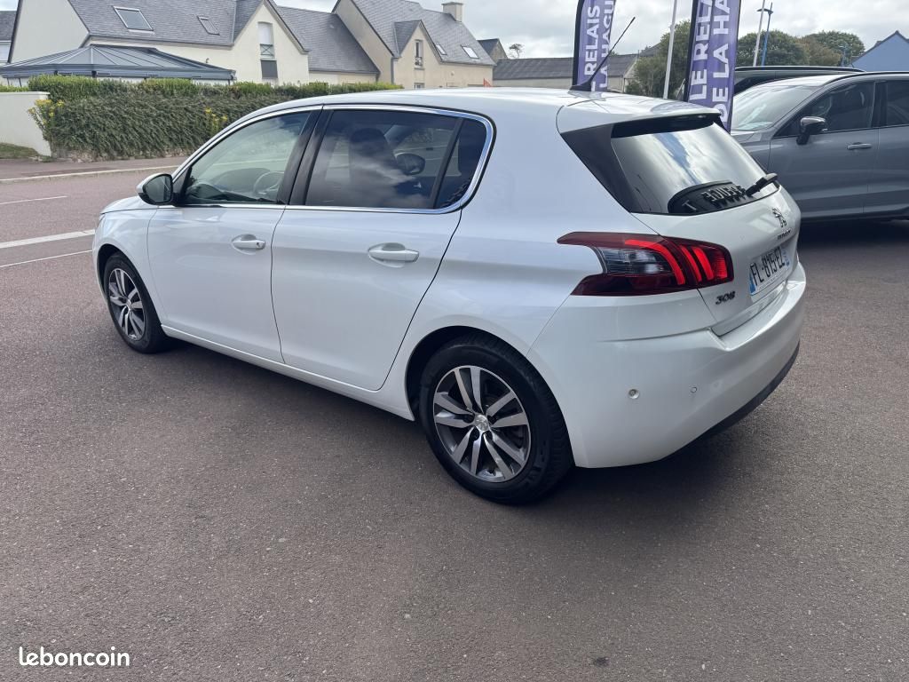 Peugeot 308 1.5 BLUEHDI 130 EAT8 ALLURE BUSINESS (image 5)