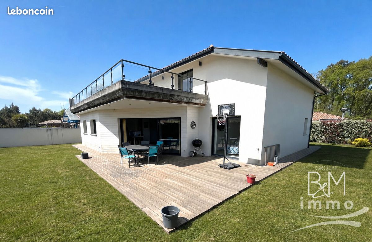 Maison 5 pièces 166 m² · à Tosse · 166 m² · 620 000 €