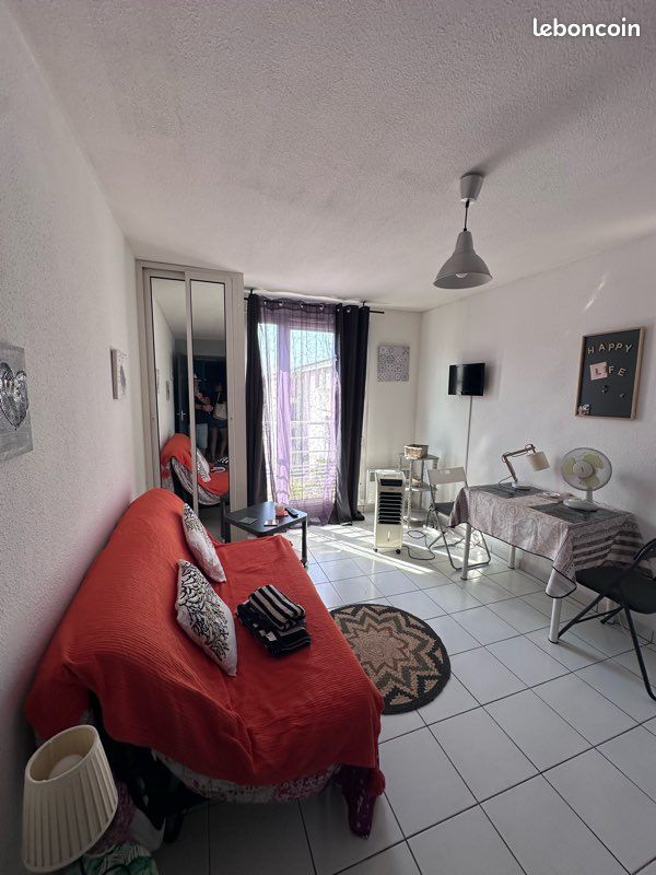 Appartement 1 pièce 17 m² · à Avignon · 17 m² · 450 €