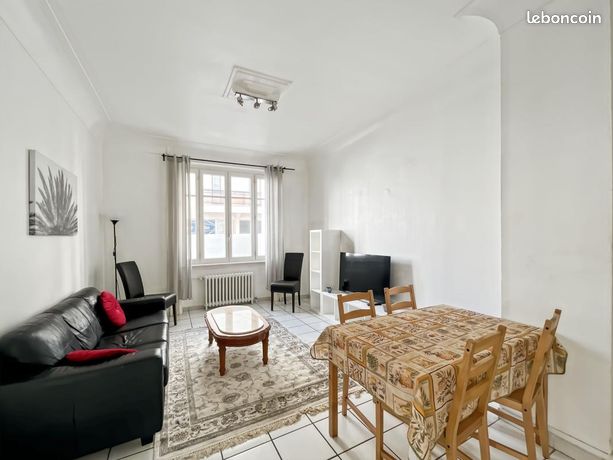 Appartement 2 pièces 43 m² — 1