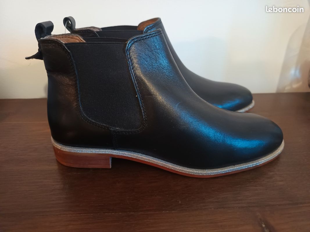 Bottines Noires En Cuir - Pointure 36 EU - Style Bottillon - Occasion (état à Vérifier) - Marque Non Spécifiée