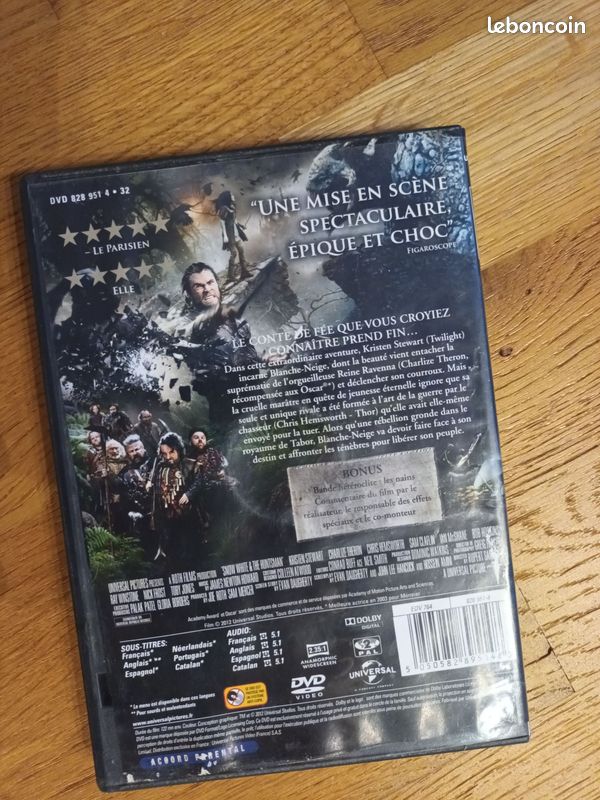 DVD Blanche neige et le chasseur (image 2)
