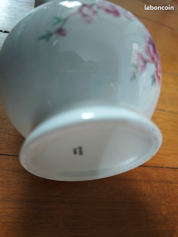 Joli vase porcelaine de Limoge (image 7)
