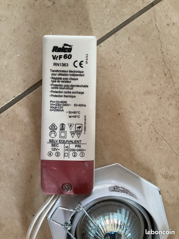 8 Spot led + ampoules d’immuables 5w 4000k +transformateur (image 3)