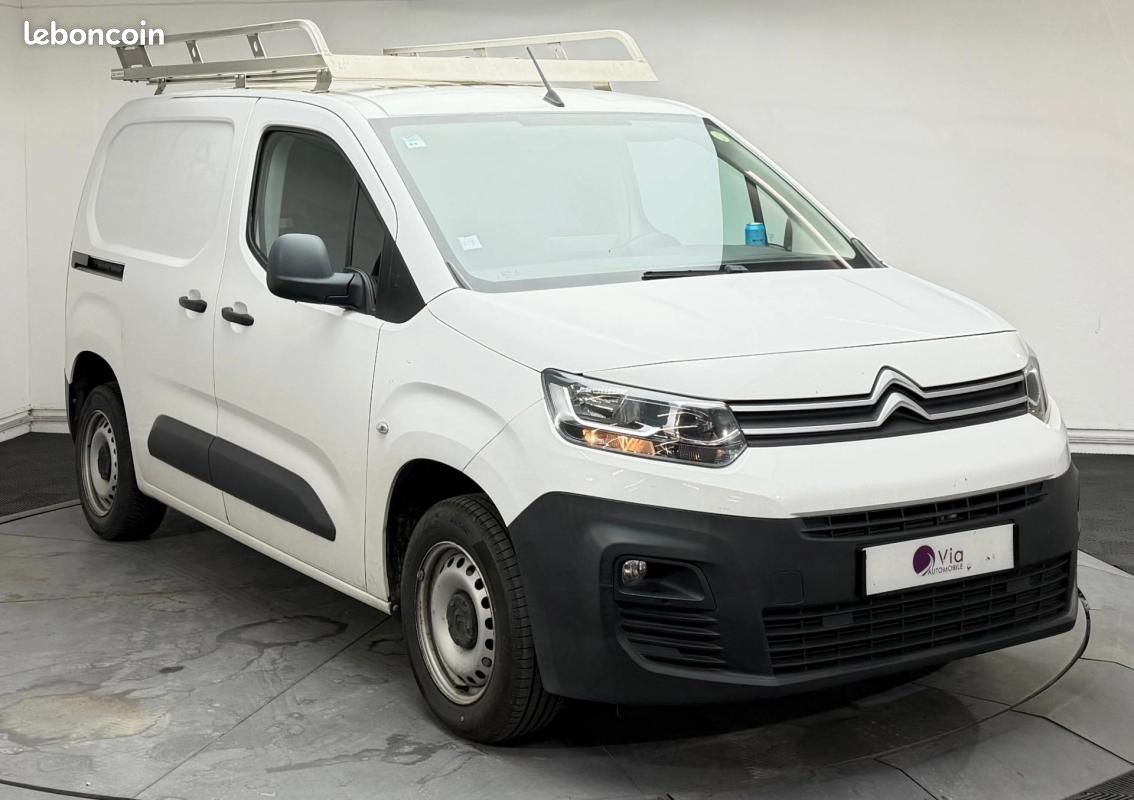 Citroën Berlingo M 650 BLUEHDI 75 BVM5 CLUB (image 2)