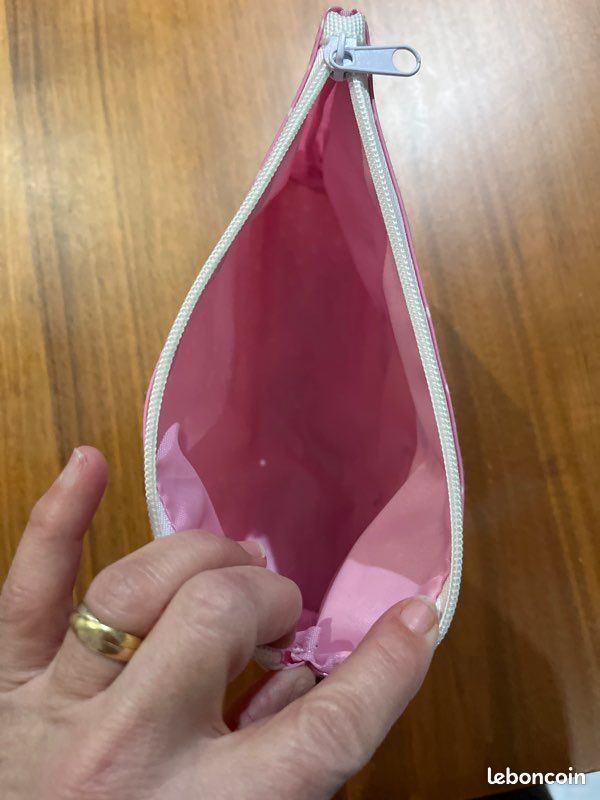 Trousse et cadeau isabelle Kessedjian « quand je serai grande, je serai princesse » (image 3)