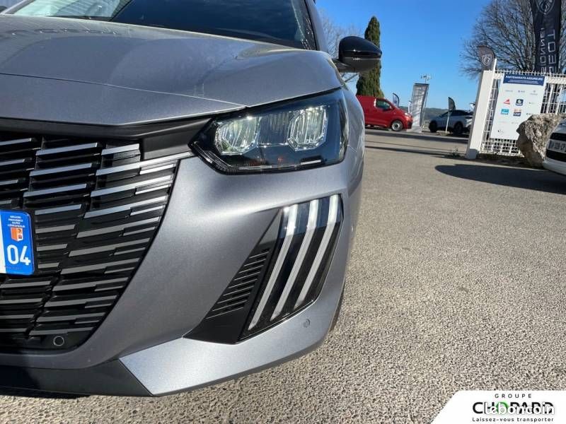 Peugeot 208 Hybrid 110 ch e-DCS6 Allure (image 22)