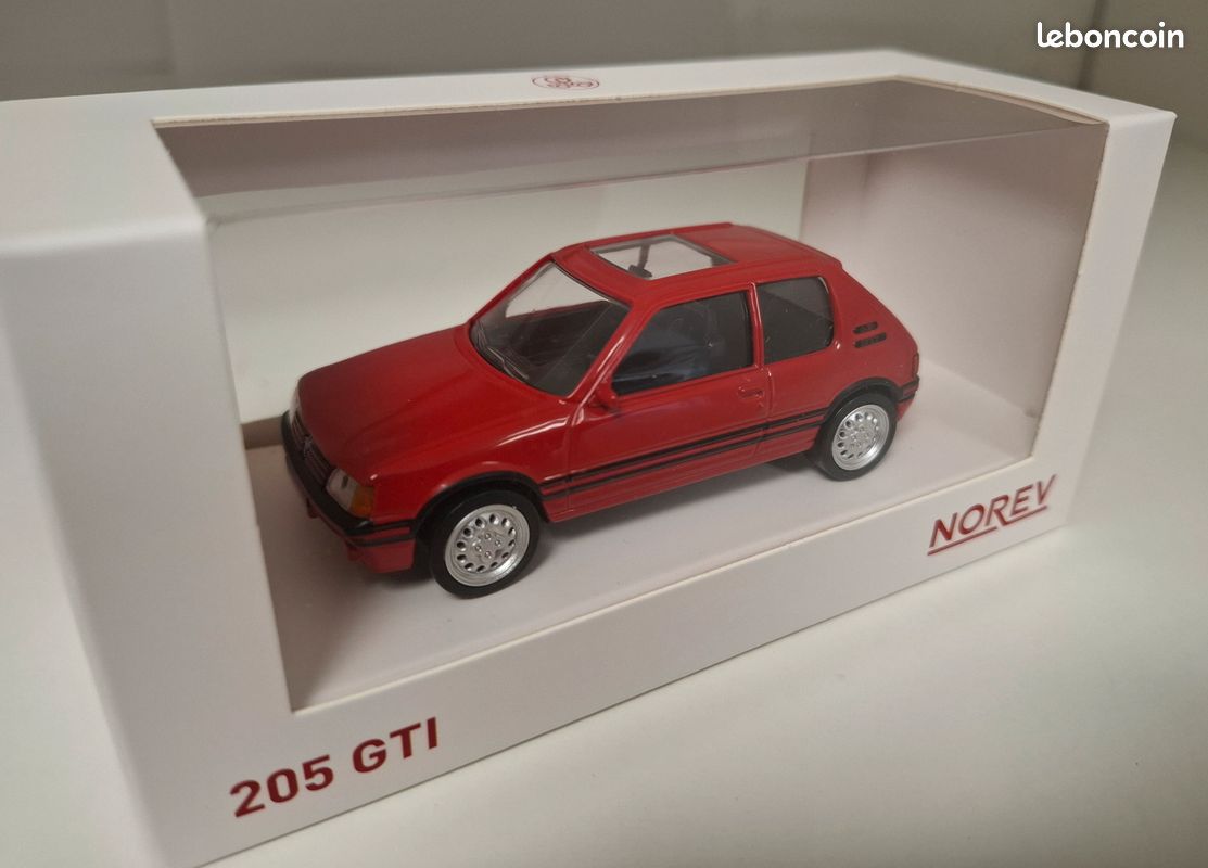 MINIATURE NOREV PEUGEOT 205 GTi 1992 Blanc 1/43 1:43 Voiture Neuve, Boite abîmée EUR 19,90 MINIATURE NOREV PEUGEOT 205 GTi 1992 Blanc 1/43 1:43 Voiture Neuve, Boite abîmée EUR 19,90