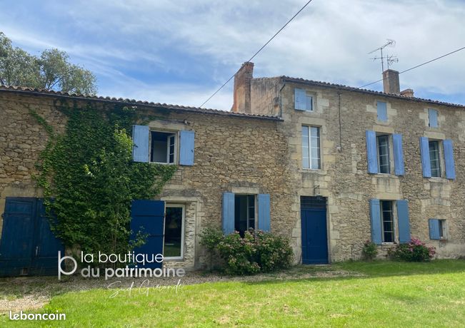 Maison 7 pièces 215 m²