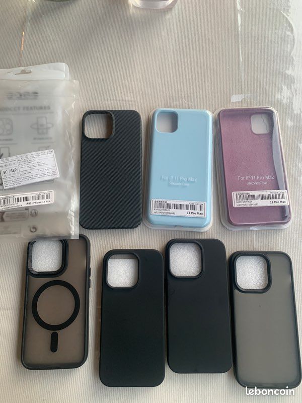 Le lot de 7 coques iPhone (image 2)