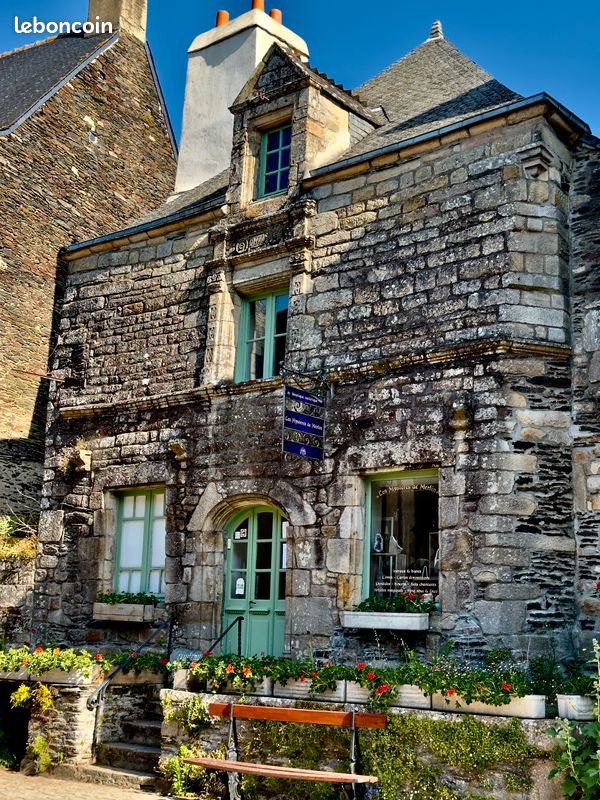 Maison 1 pièce 200 m² · à Rochefort-en-Terre · 200 m² · 480 000 €