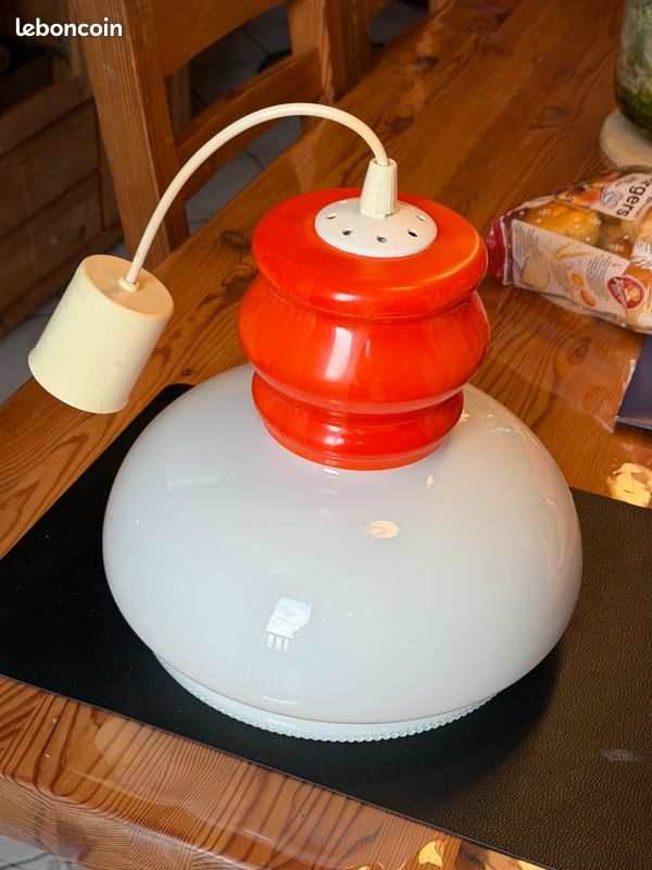 Lustre en opaline blanc et orange vintage (image 1)