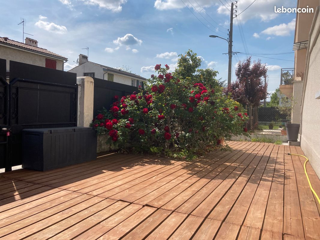 Grand T2 calme avec extérieur (terrasse, piscine,..) PAS DISPO JUILLET/AOÛT (image 5)