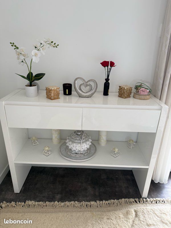 Console blanc laqué (image 1)