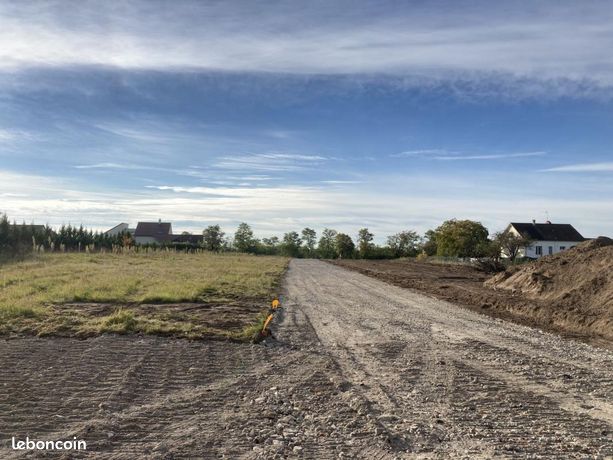 Terrain 700 m² Avermes