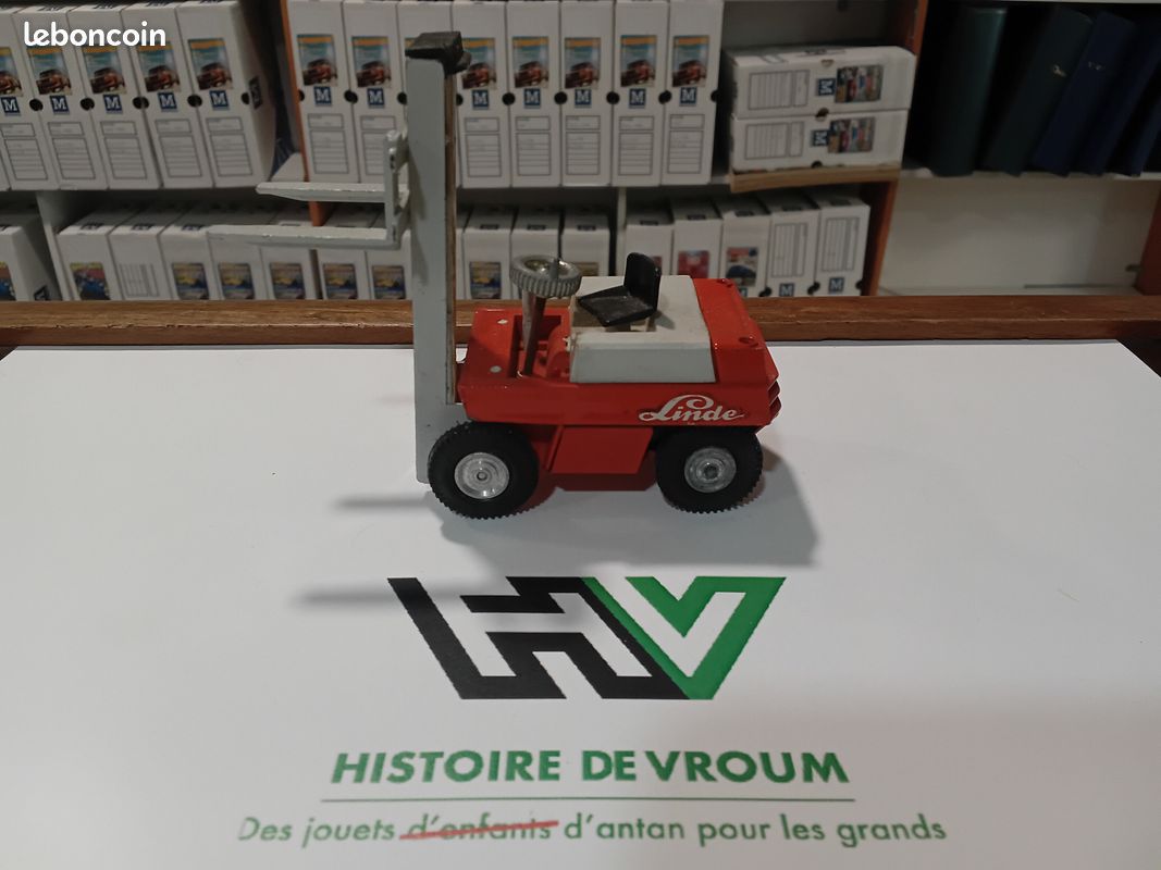 Chariot élévateur Linde H30D - Voiture et figurine - JEUX, JOUETS - - Livres + c