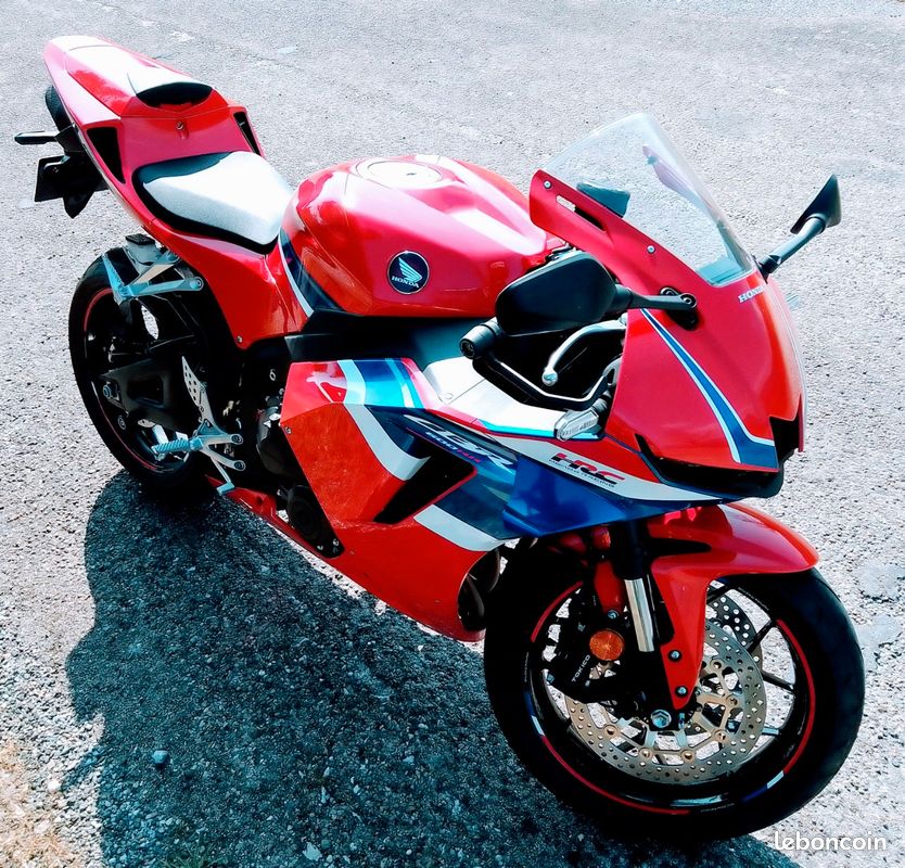 Honda CBR 600 RR HRC 2025 (image 2)
