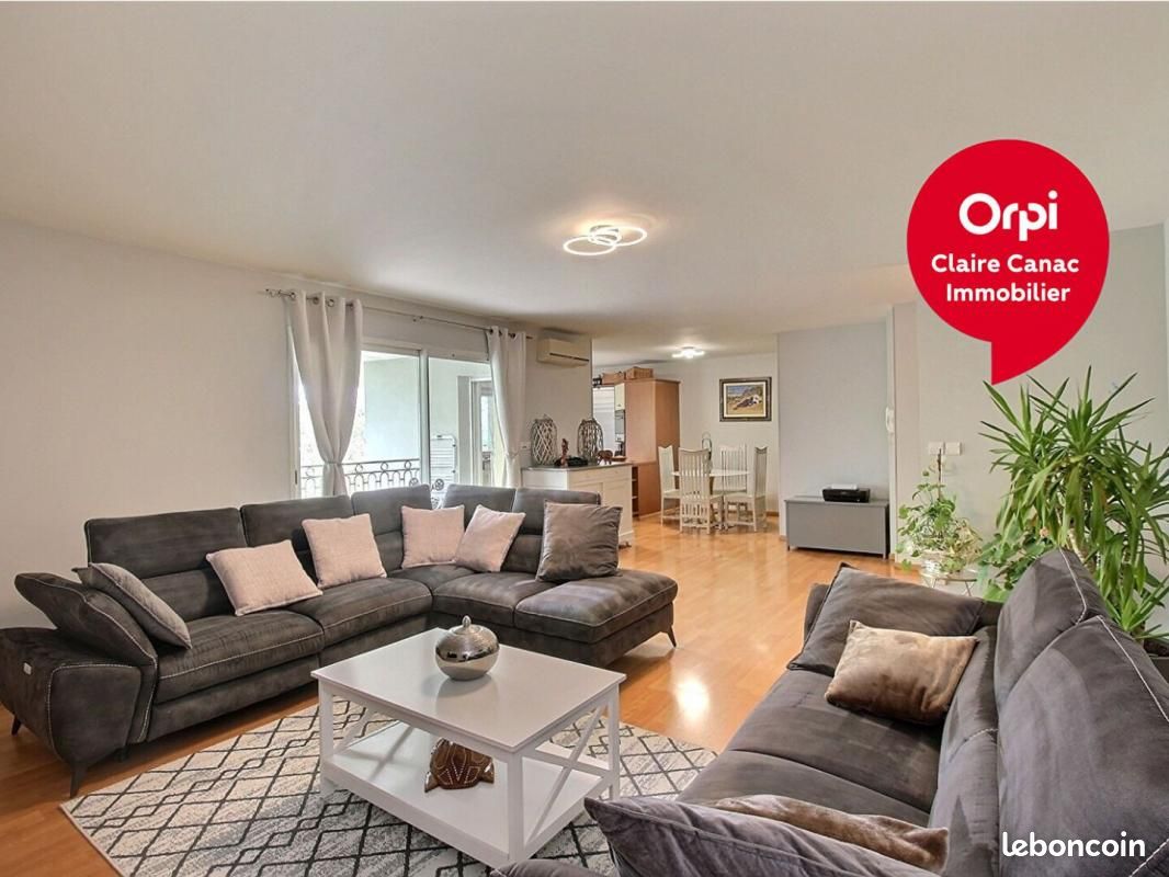 Appartement 2 pièces 101 m² · à Castres · 101 m² · 900 €/mois