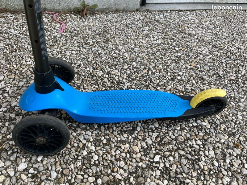 Trottinette roues Décathlon Sport Plein air